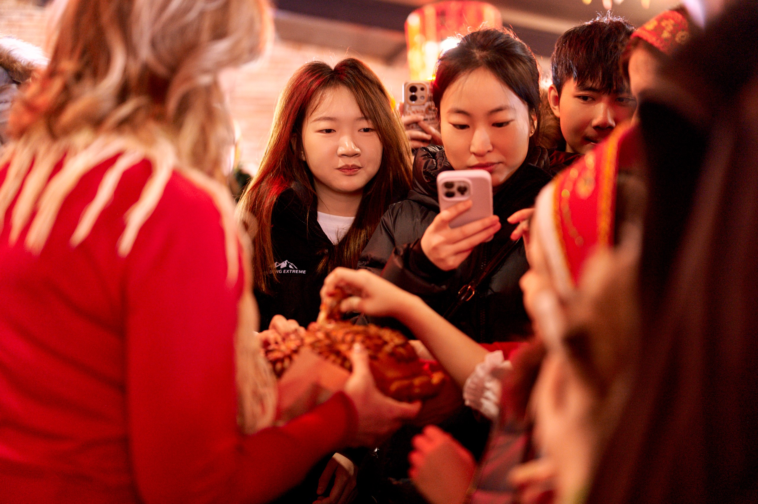 Широкая Масленица и Китайский Новый год: Державинский организовал объединяющий две культуры праздник фото анонса